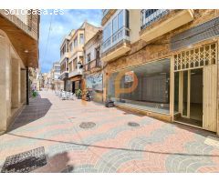 Local Comercial en Alquiler en Huércal-Overa, Almería
