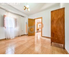 Casa en Venta en Huércal-Overa, Almería