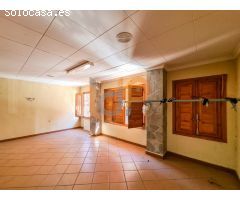 Local Comercial en Alquiler en Huércal-Overa, Almería