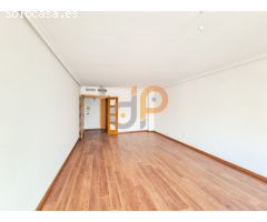 Piso en Venta en Huércal-Overa, Almería