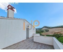 Casa en Venta en Arboleas, Almería