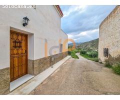 Casa en Venta en Arboleas, Almería
