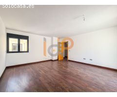 Ático en Venta en Huércal-Overa, Almería