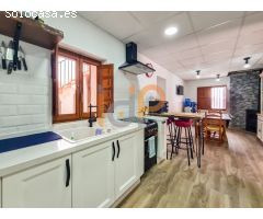 Casa en Venta en Arboleas, Almería
