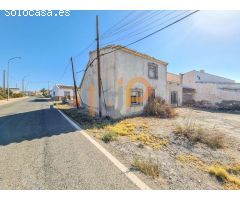Casa en Venta en Huércal-Overa, Almería