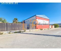 Nave Industrial en Venta en Finestrat, Almería