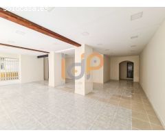 Local Comercial en Alquiler en Huércal-Overa, Almería