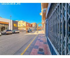 Local Comercial en Alquiler en Huércal-Overa, Almería