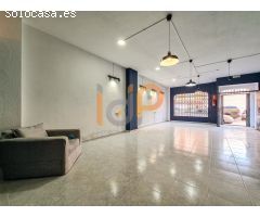 Local Comercial en Alquiler en Huércal-Overa, Almería