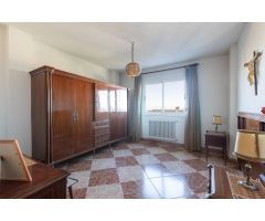 EXCLUSIVA: 2 Casas Independientes con Pista Deportiva en Monachil, Granada