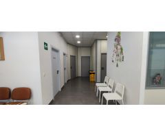 Se vende magnífico local comercial.