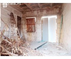 ENCANTADORA CASA A REFORMAR EN LLOSETA CON JARDÍN DE 95 M2