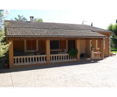 FINCA RÚSTICA CON CHALET DE 216 M2 Y PISCINA EN BINISSALEM