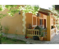 FINCA RÚSTICA CON CHALET DE 216 M2 Y PISCINA EN BINISSALEM