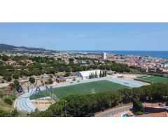Parcela para construïr una casa de 680m2 con vistas al mar