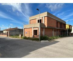 PARCELA CON ESTRUCTURA + PROYECTO BASICO y VISADO de OBRA
