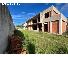PARCELA CON ESTRUCTURA + PROYECTO BASICO y VISADO de OBRA