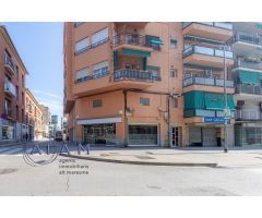 Local en la Av. Mediterrani con 21m de fachada