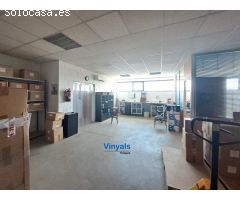 Planta baja con acceso para trailers!