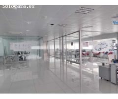 Oficinas de diseño y patio!