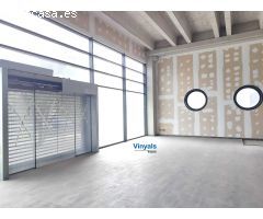 Oficinas de diseño y patio!