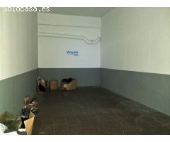 Rampa de acceso y montacargas!