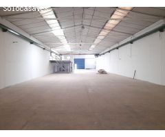 Acceso para trailers y puente grua!