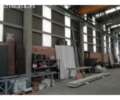 Se alquila nave de 1500 m2 en Bertoa, Carballo