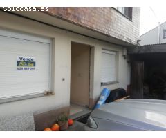 Casa en Laxe con terreno