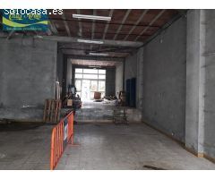 Local comercial en Calle Poniente - Carballo