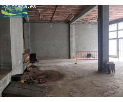 Local comercial en Calle Poniente - Carballo