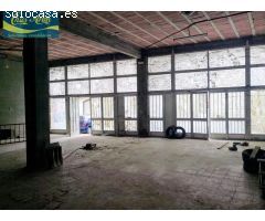 Local comercial en Calle Poniente - Carballo