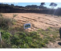 Dos solares urbanos en Malpica. Zona Pedra Queimada