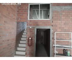 Se vende bajo en el centro de Coristanco