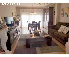 Excelente casa con finca de 2300 metros en Carballo