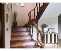 Excelente casa con finca de 2300 metros en Carballo