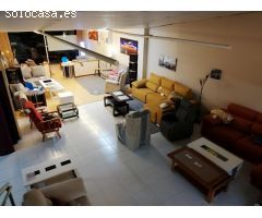 En venta Edificio con Bajo de 400 metros y ocho viviendas