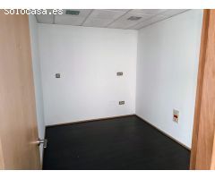 Amplio piso en Desiderio Varela - Carballo