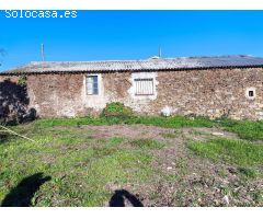 Casa con terreno para rehabilitar en Outeiro, Cela de Cambre