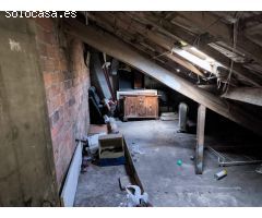 Se vende lote de 3 pisos en c/Gran Vía, Carballo