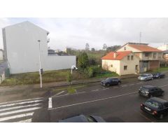 Edificio en Av. Malpica de Carballo