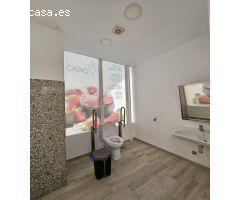 Local comercia de 425 m2 en Guargacho, Tenerife sur