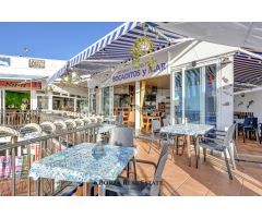 Se traspasa restaurante frente al mar en Playa de las Americas