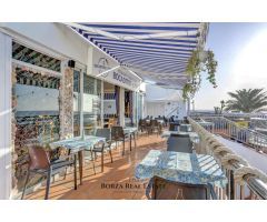 Se traspasa restaurante frente al mar en Playa de las Americas