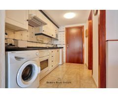 Se alquilo solamente por 3 meses estudio con terraza en los cristianos