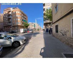 Local comercial en Venta en Elche de la Sierra, Alicante