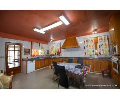 Casa de 1000m2 y y gran parcela en venta en Cabanes