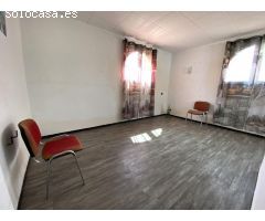 Casa con 8 dormitorios con apartamento separado, garaje para 6 coches y piscina cubierta