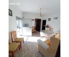 VENTA AMPLIA CASA CÉNTRICA CON GARAJE