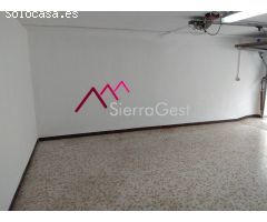 VENTA GARAJE CÉNTRICO